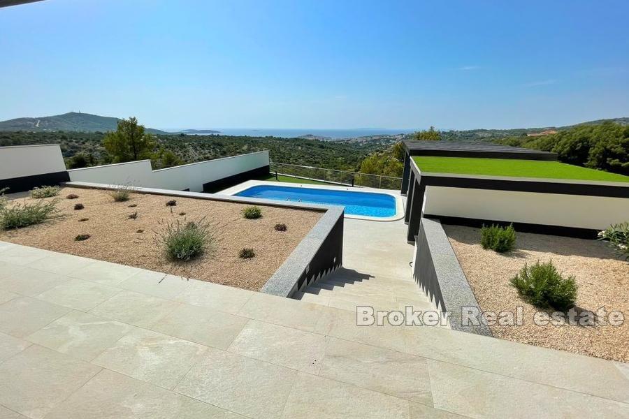 Vicino a Primosten, villa moderna con vista panoramica sul mare