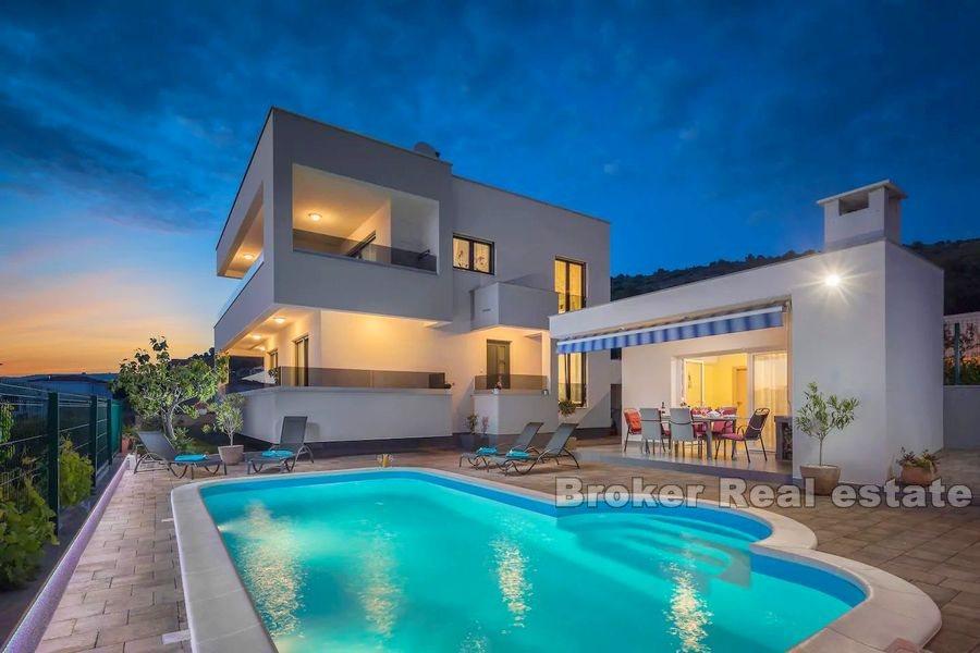 Near Rogoznica - Modern villa with sea view