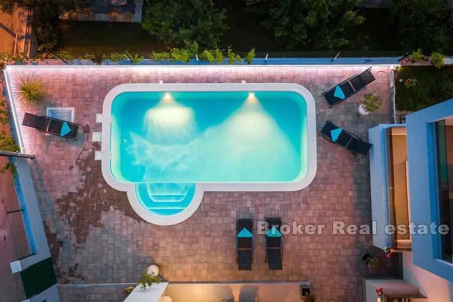 Vicino a Rogoznica - Villa moderna con vista mare