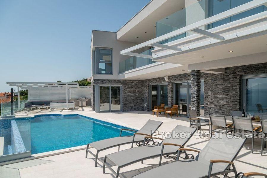Vicino a Omis - Villa moderna con vista panoramica sul mare