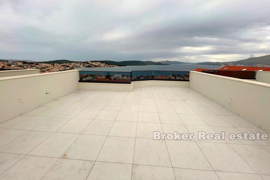 Ostrov Čiovo, strešný apartmán s výhľadom na more