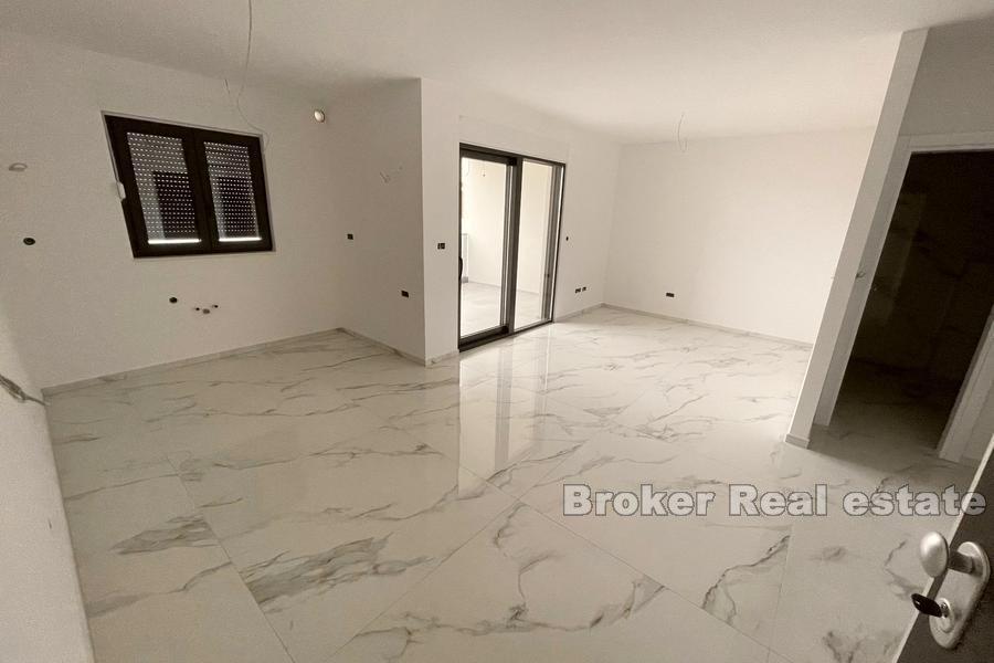 Ostrov Čiovo, strešný apartmán s výhľadom na more