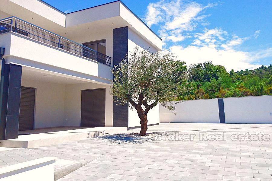 area of Rogoznica, new villa with pool