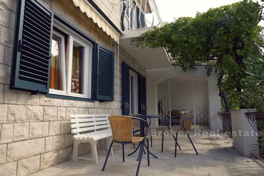 Wyspa Brac, Bol, dom z kamienia