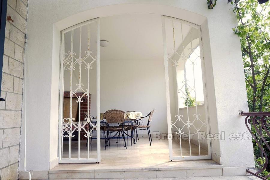 Île de Brac, Bol, maison en pierre