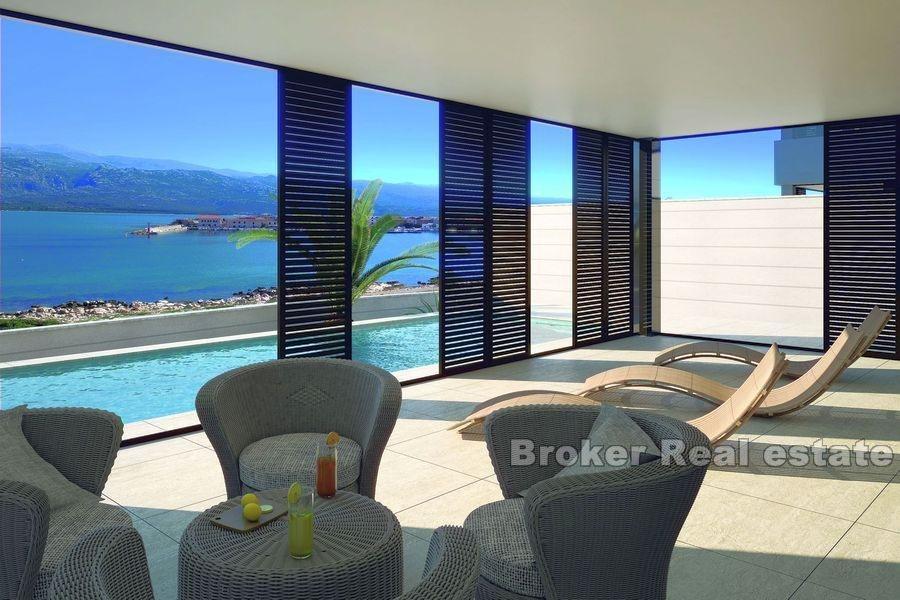 Vicino a Zara - Attico con piscina, prima fila al mare