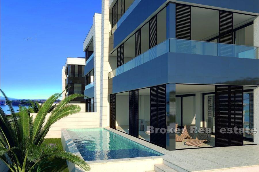 W pobliżu Zadaru - Penthouse z basenem, pierwszy rząd do morza