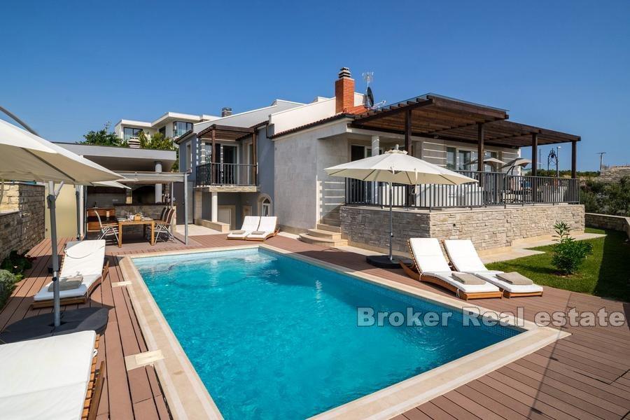 Primosten - Willa z basenem i widokiem na morze