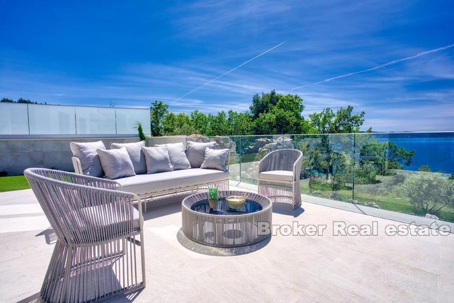 W pobliżu Splitu - Luksusowa willa z basenem i widokiem na morze