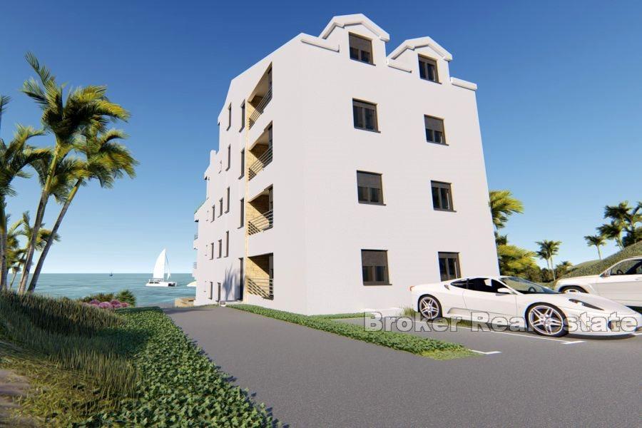 Ostrov Pag - luxusný strešný apartmán, prvý rad k moru
