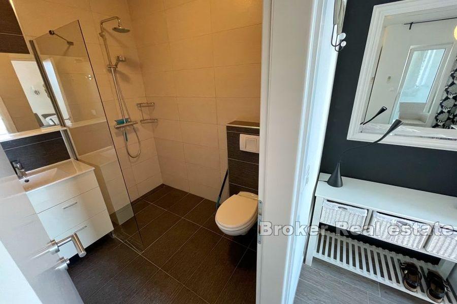 Rogoznica - Husets första rad mot havet