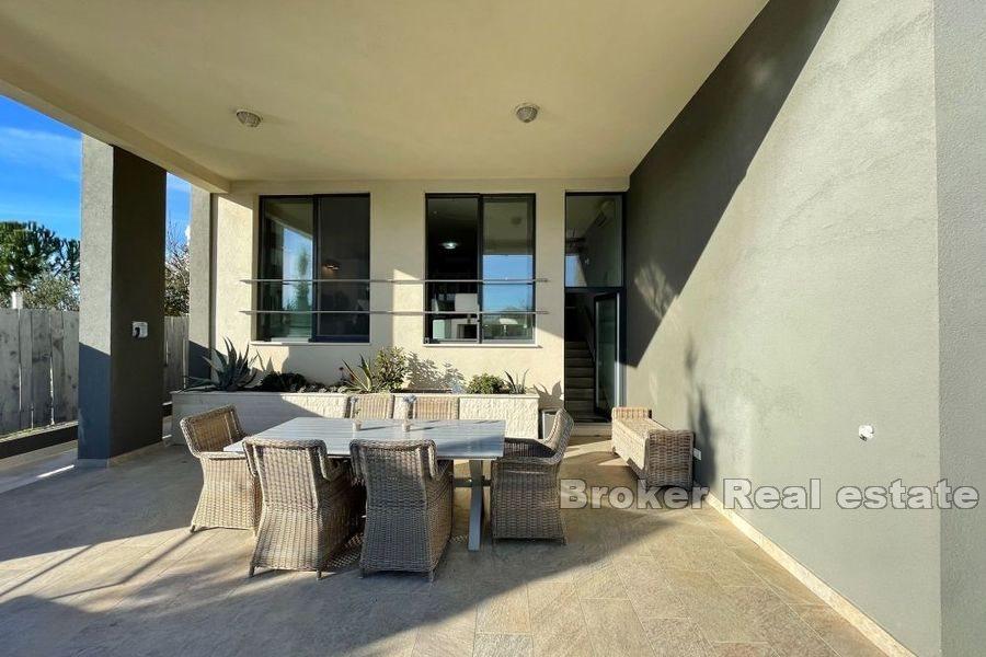 Rogoznica - Husets första rad mot havet