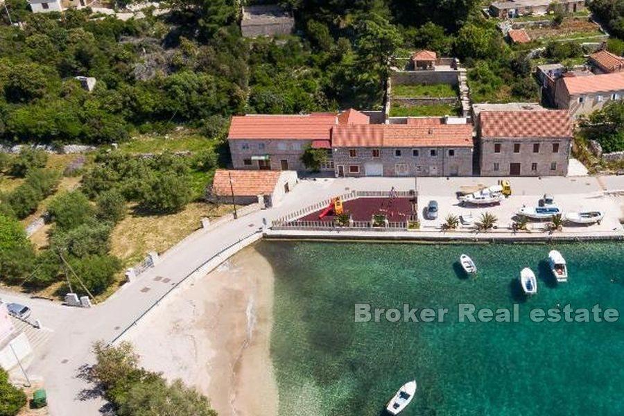 Wyspa Korcula - Działka budowlana w pierwszym rzędzie do morza