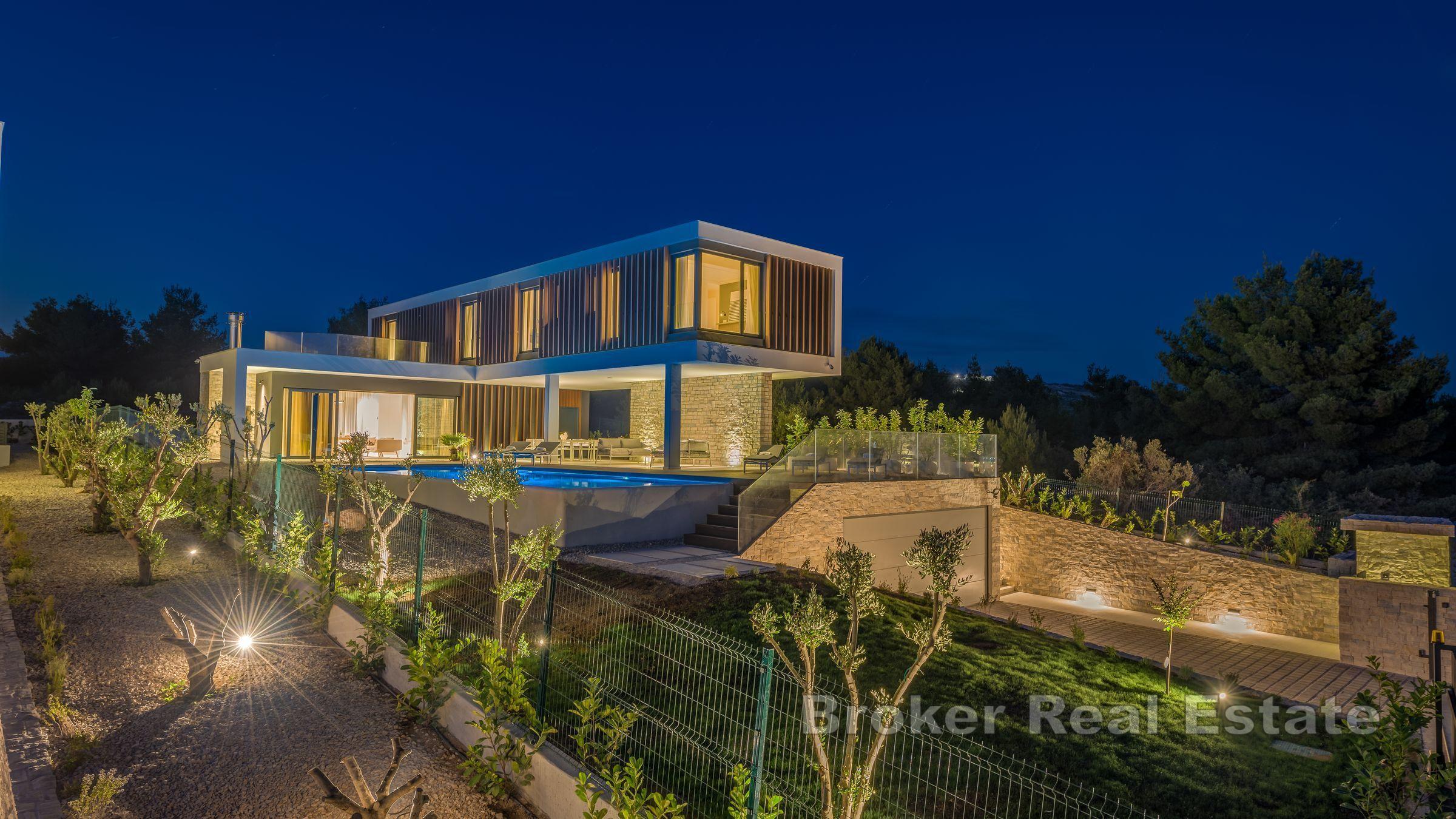 Primošten - Villa moderna con piscina