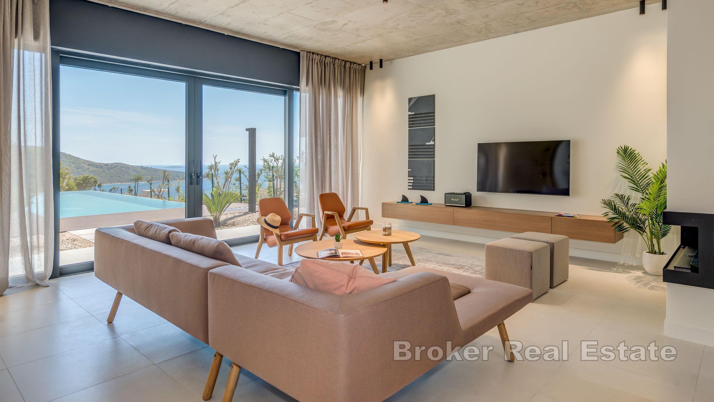 Primošten - Moderná vila s bazénom