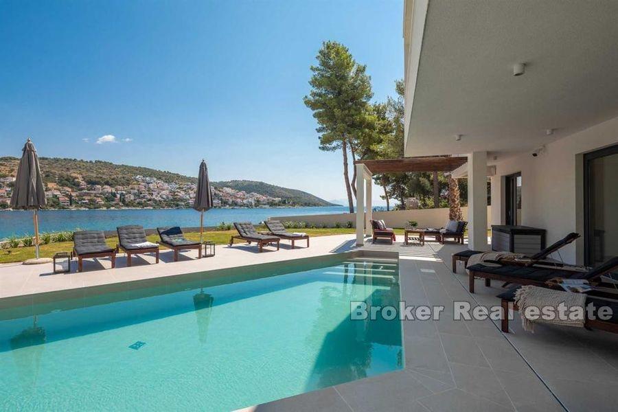 Île de Ciovo - Villa de luxe au premier rang de la mer