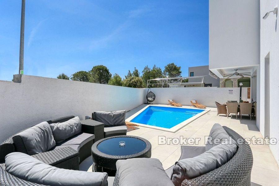 Zadar - Modern villa with pool near the sea