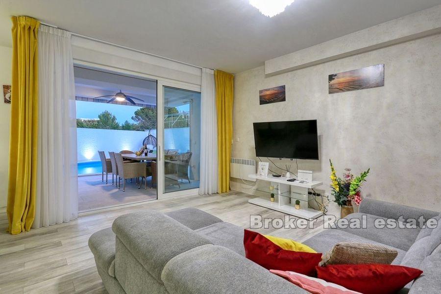 Zadar - Modern villa with pool near the sea