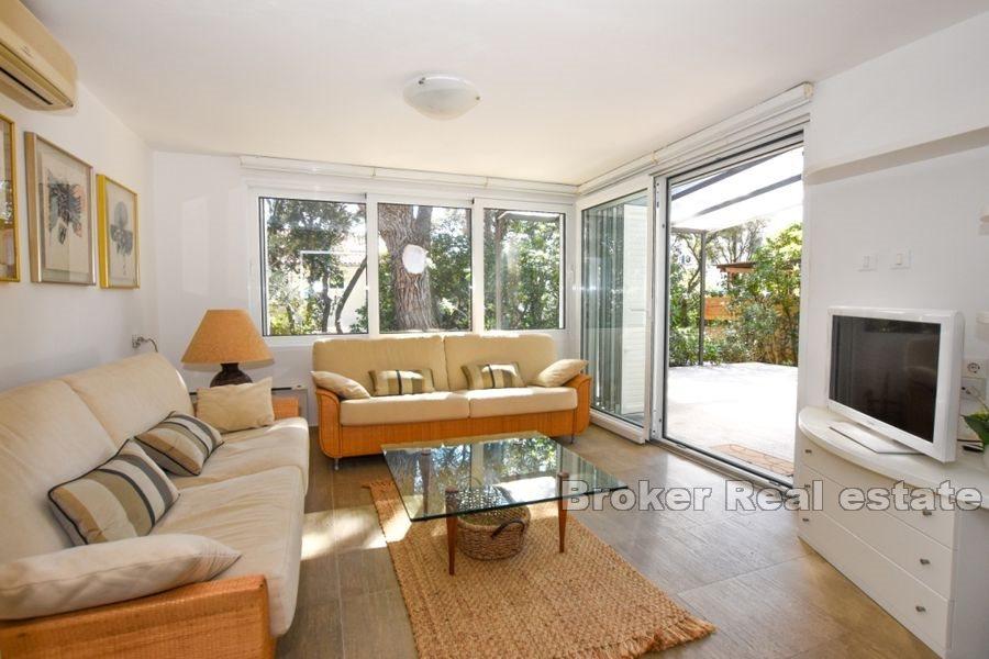 Island of Pag - Apartment house in the first row to the sea