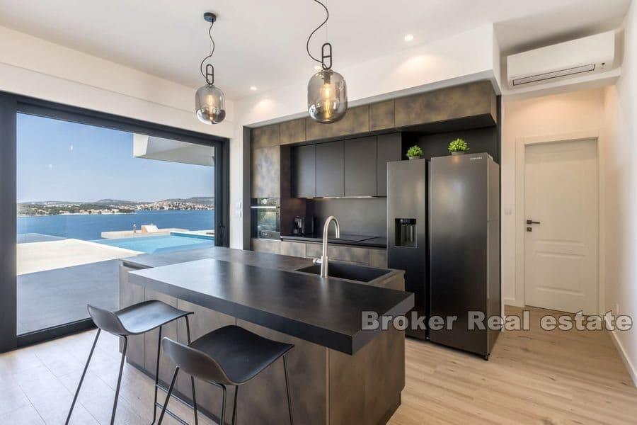 Rogoznica - Piękna willa z pięknym widokiem na morze