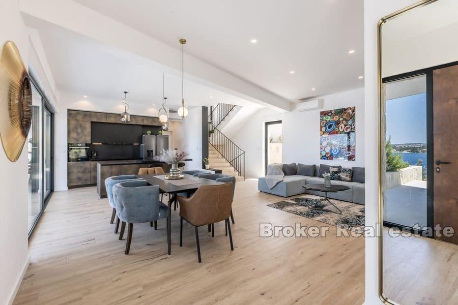 Rogoznica - Piękna willa z pięknym widokiem na morze