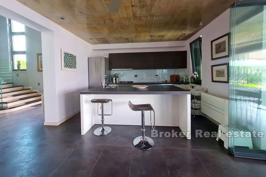 Rogoznica - Moderna vila u prvom redu do mora