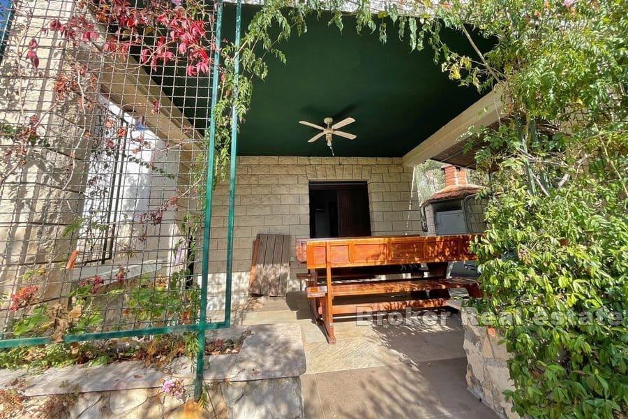 Rogoznica - Mediterranean house in the first row to the sea