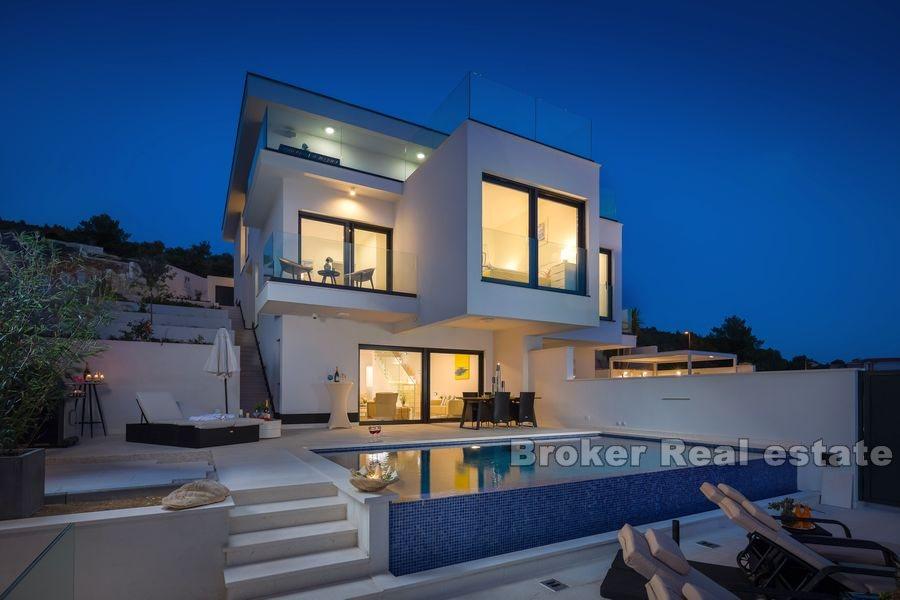 Rogoznica - Elegant semi-detached villa