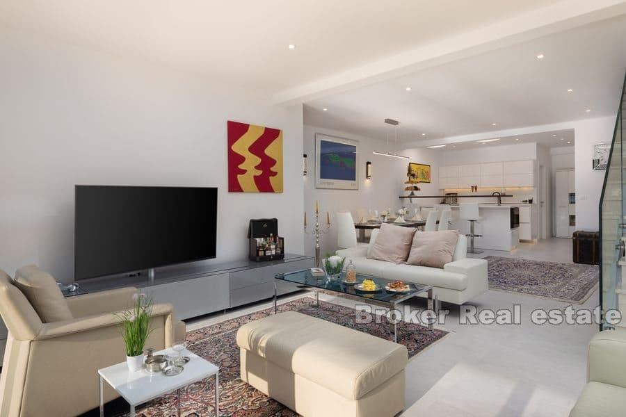 Rogoznica - Elegantní dvojvila