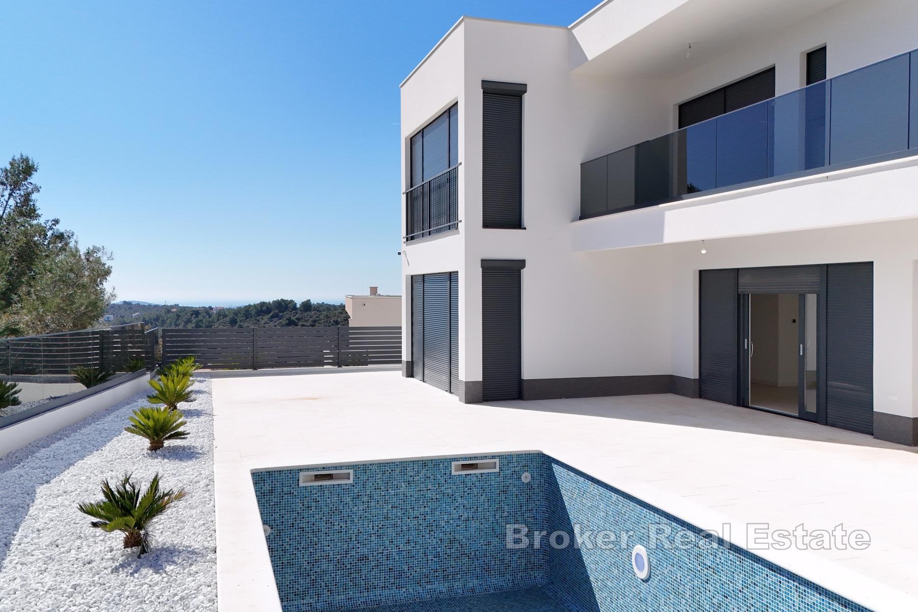 Trogir - En bygd med seks villaer med svømmebasseng, moderne design