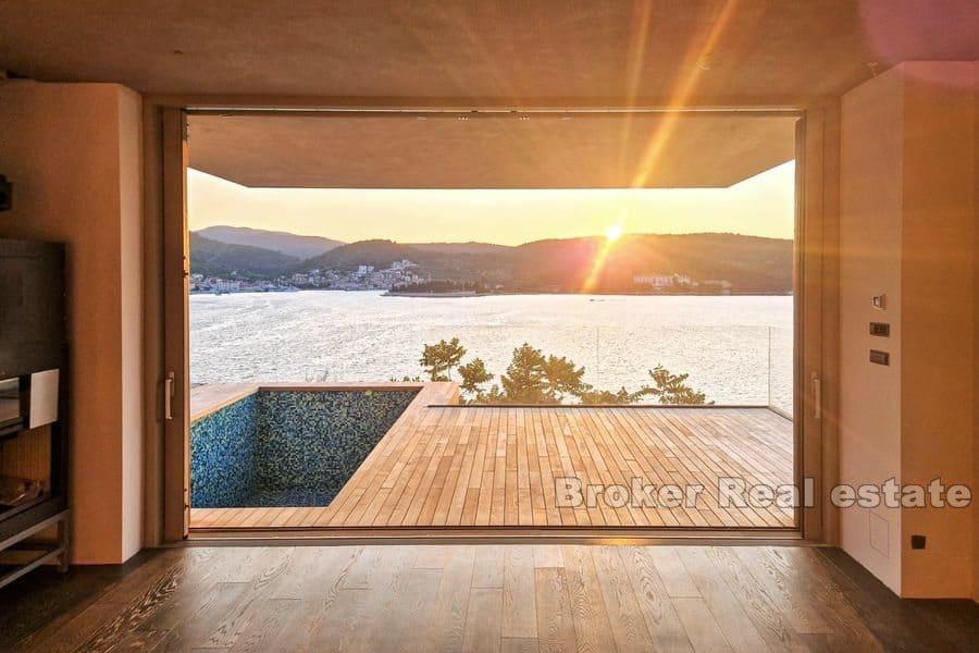 Ostrov Vis - Krásna moderná vila