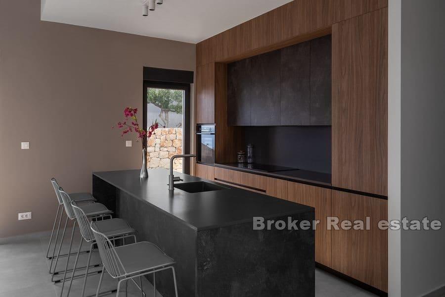 Omiš - Villa moderne avec vue panoramique