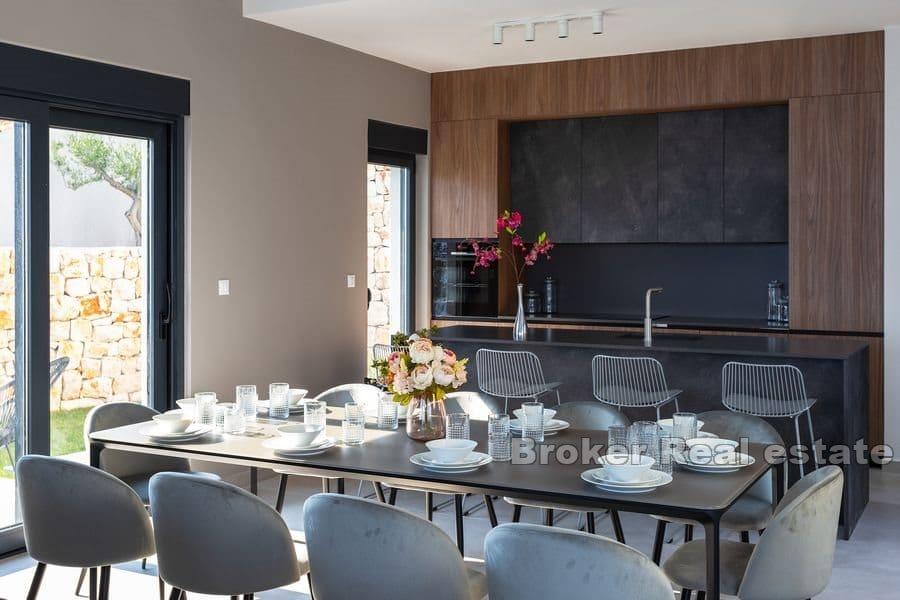 Omiš - Moderní vila s panoramatickým výhledem