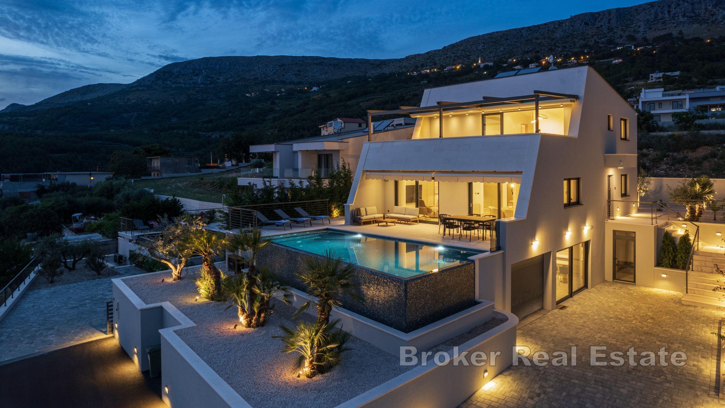 Split area - Luxusní vila s bazénem