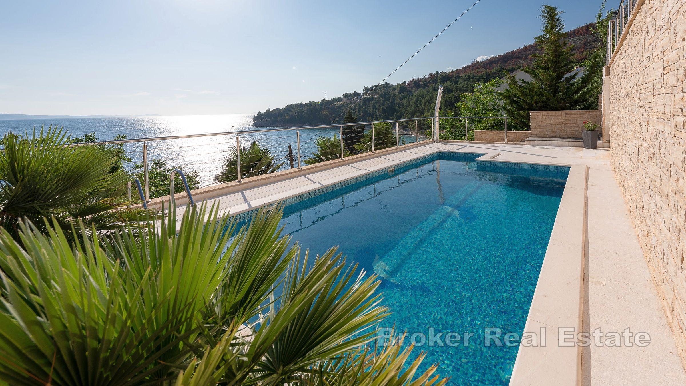 Рядом с Омишем - Привлекательный дом с видом на море