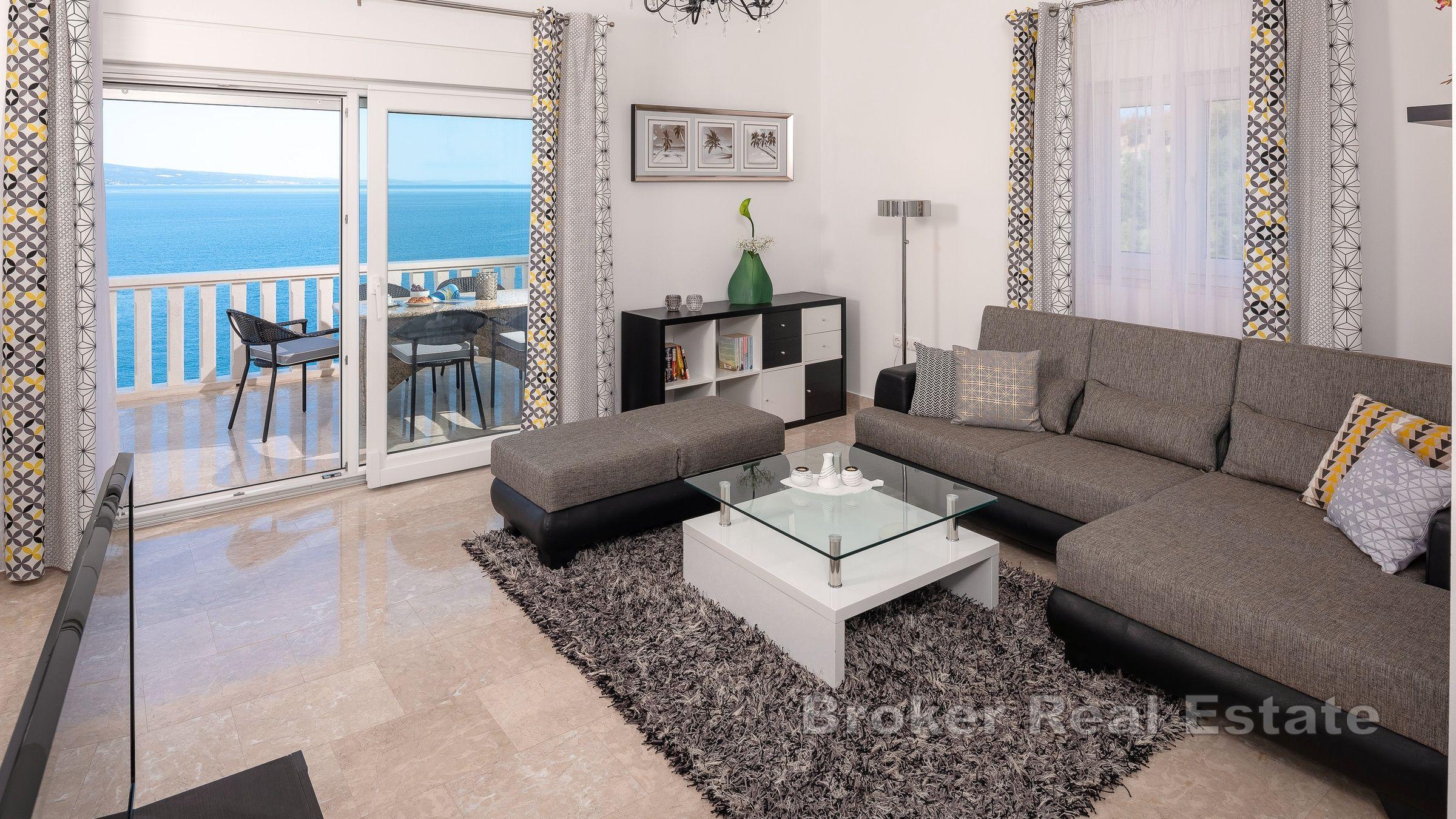 Рядом с Омишем - Привлекательный дом с видом на море