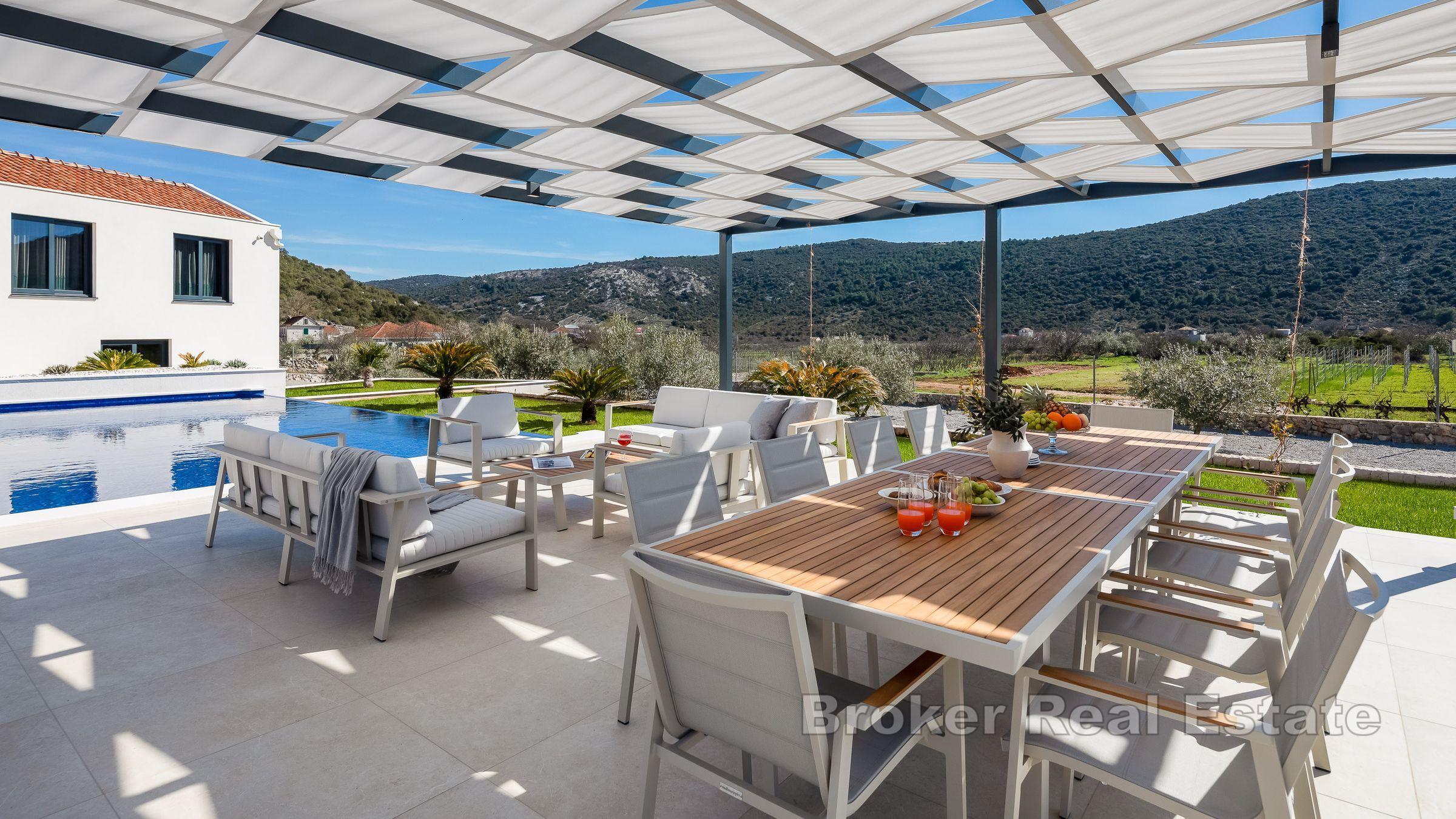 Nära Trogir - Attraktiv villa med pool