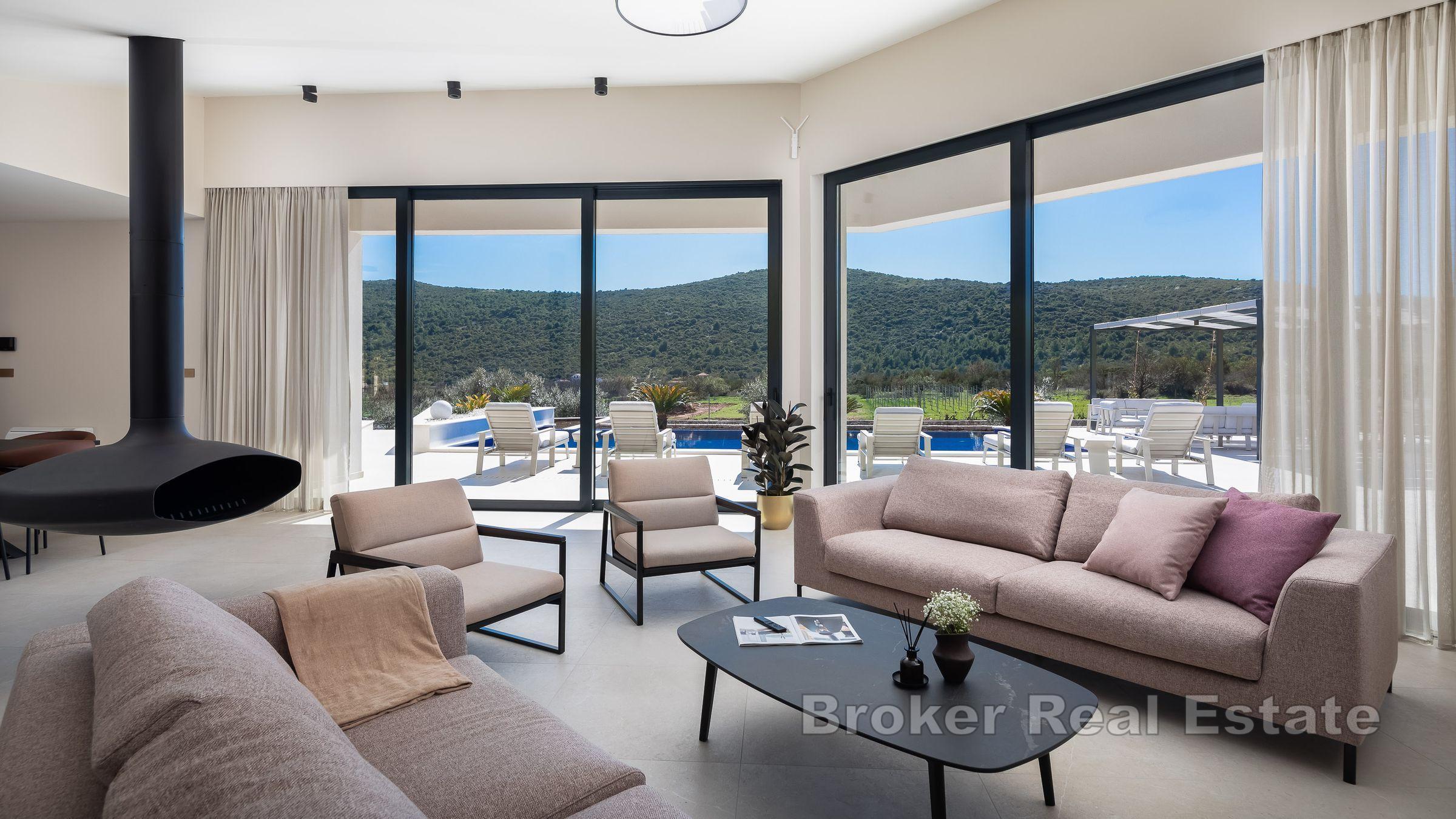 Nära Trogir - Attraktiv villa med pool