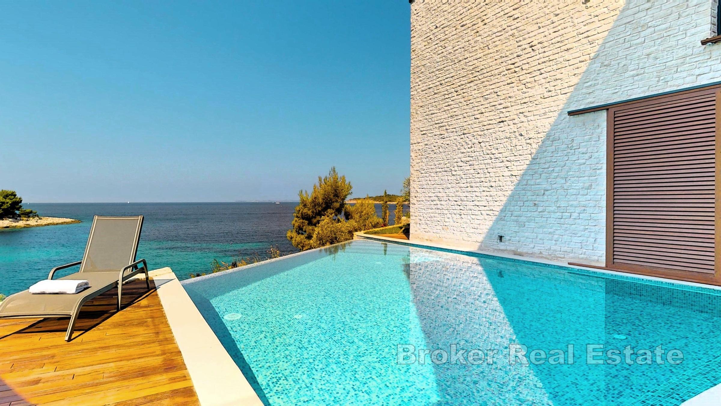 Atraktivní vila s výhledem na moře