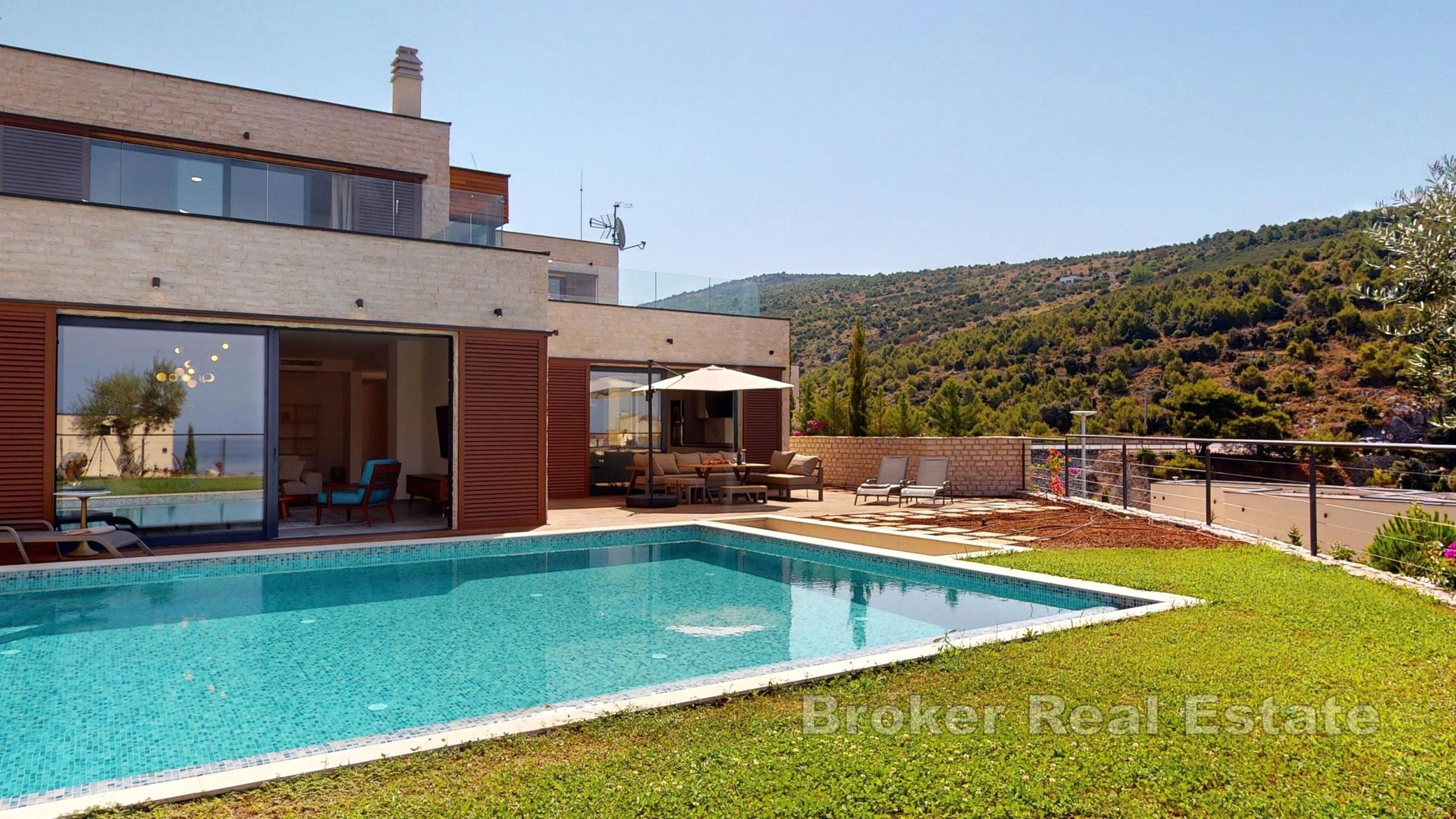 Willa drugi rząd do morza