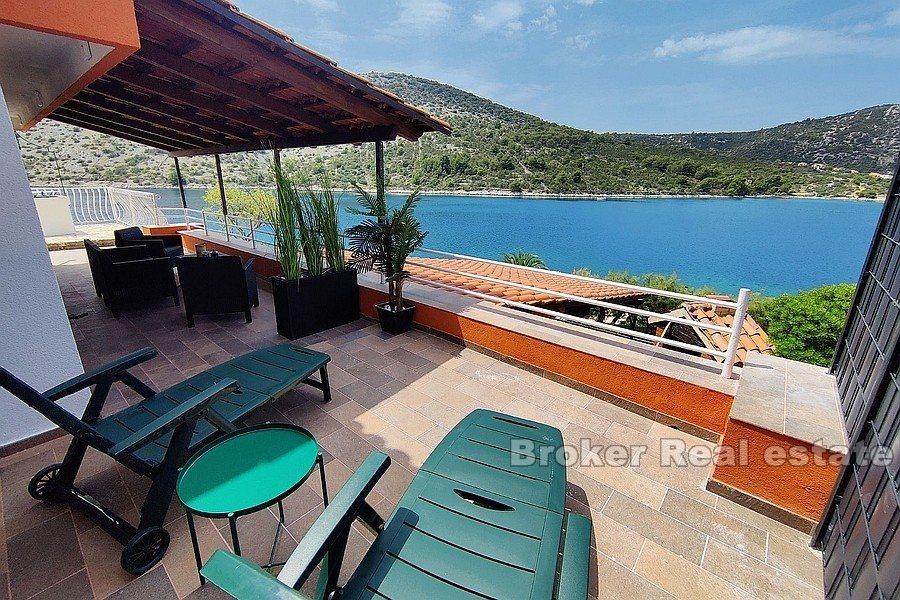 Vicino a Trogir - Casa indipendente in una posizione attraente