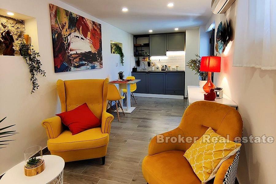 Nedaleko Trogiru - Samostatně stojící dům v atraktivní lokalitě