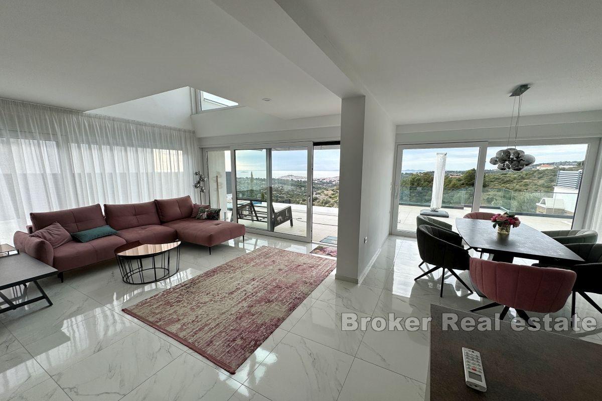 Primošten - Willa z basenem i panoramicznym widokiem