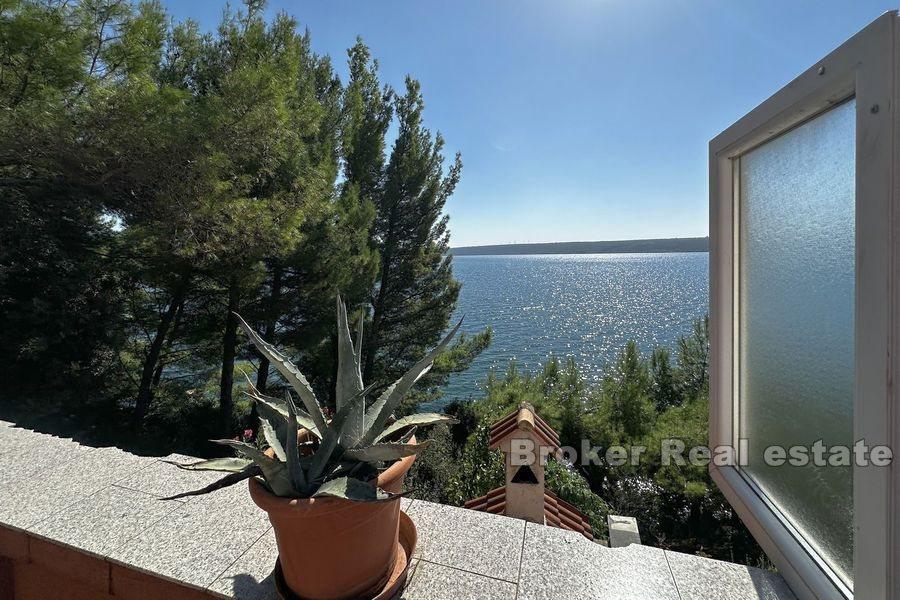 Niedaleko Zadaru - Bliźniak w pierwszym rzędzie do morza