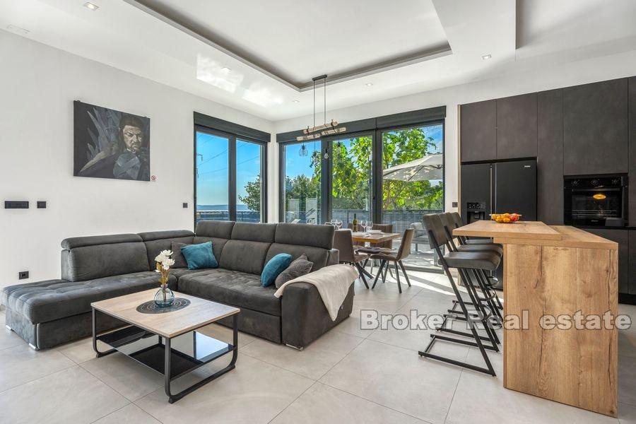 Kaštela - Luksuzna vila s pogledom na more