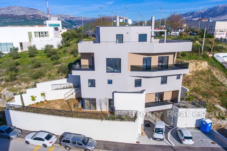 Two bedroom apartment with a sea view