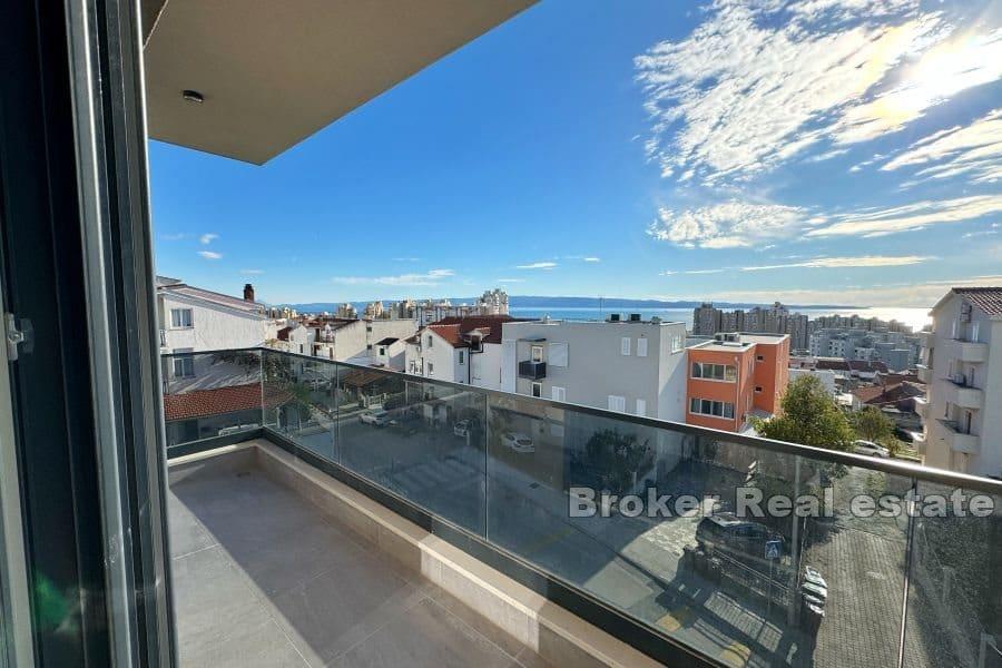 Two bedroom apartment with a sea view