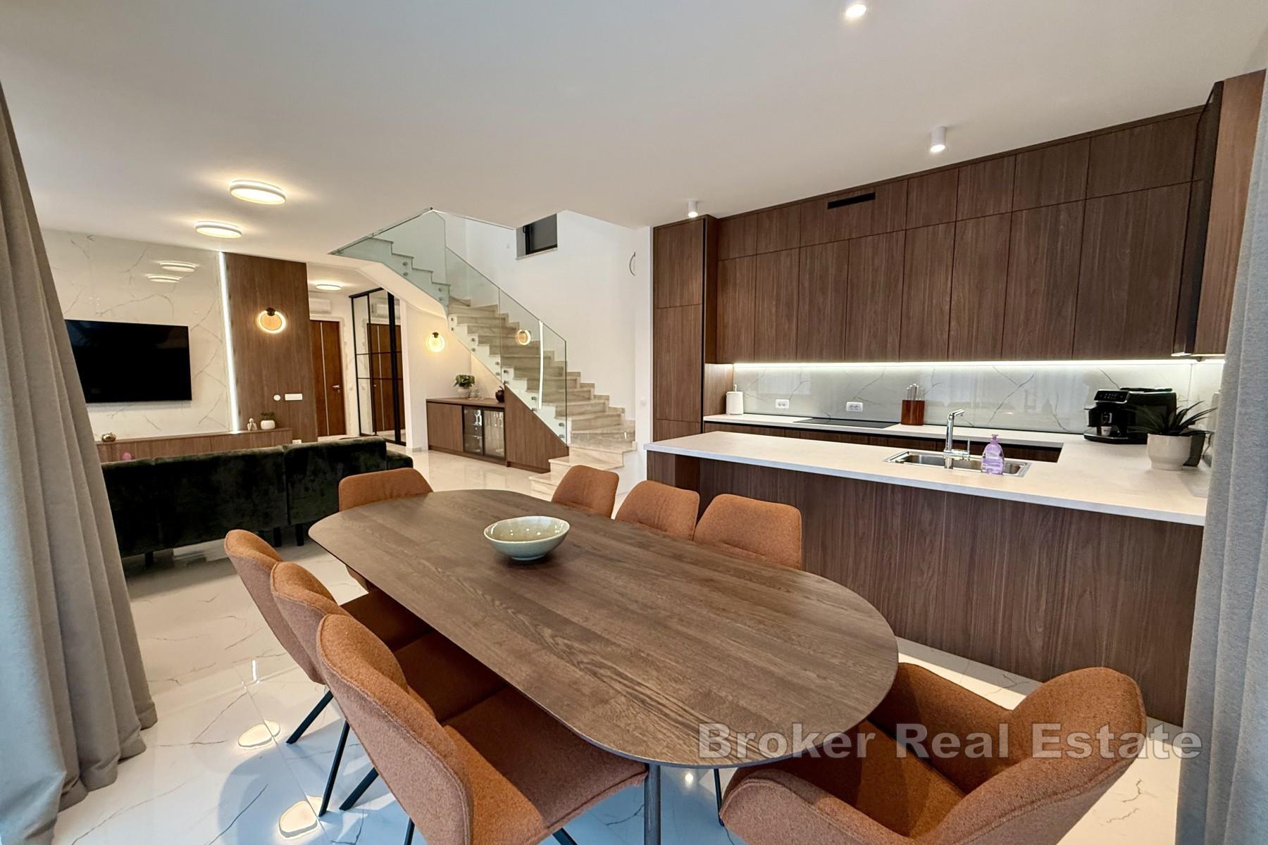 Rogoznica - Villa under bygging med havutsikt