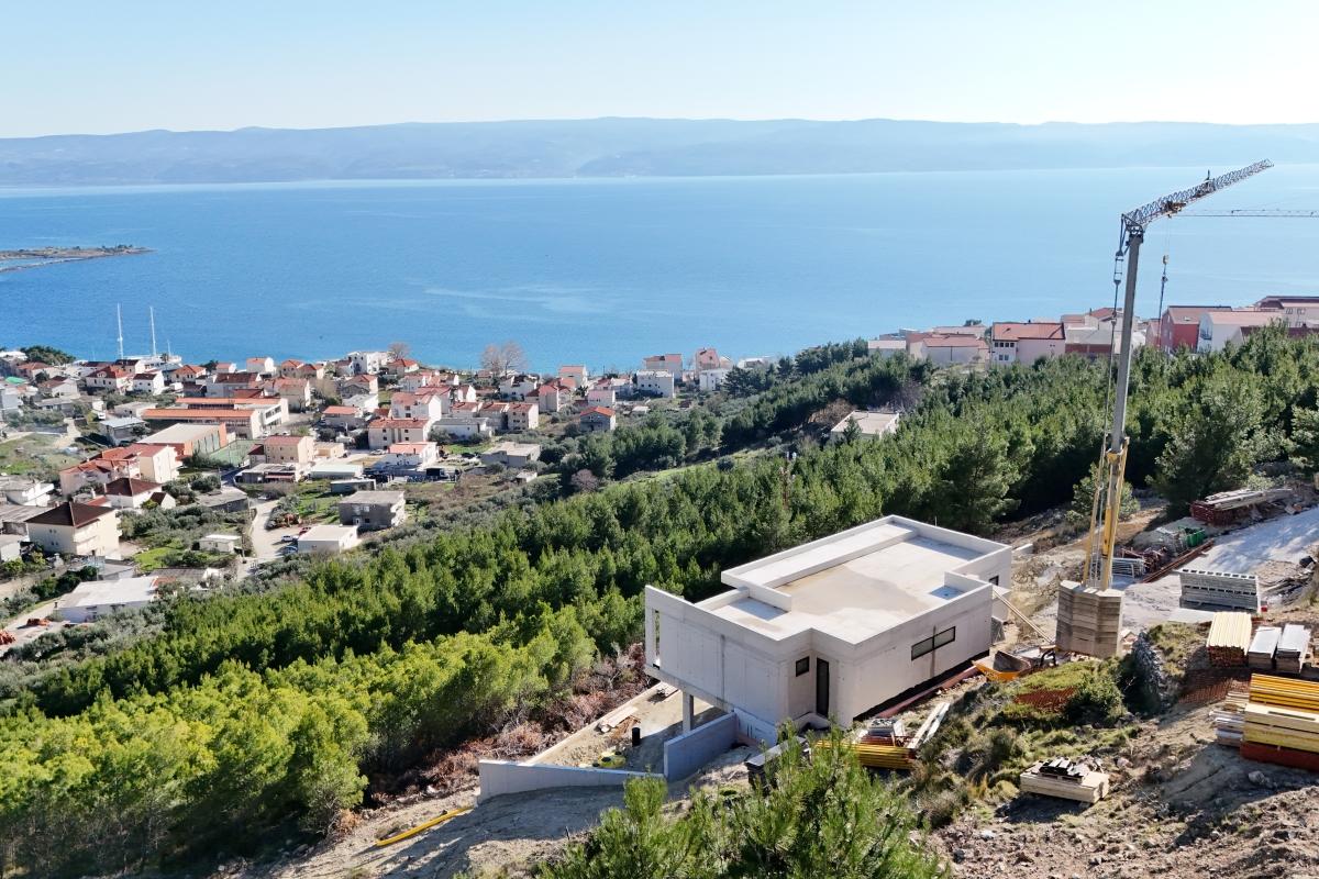 Villa im Bau mit Panoramablick auf das Meer