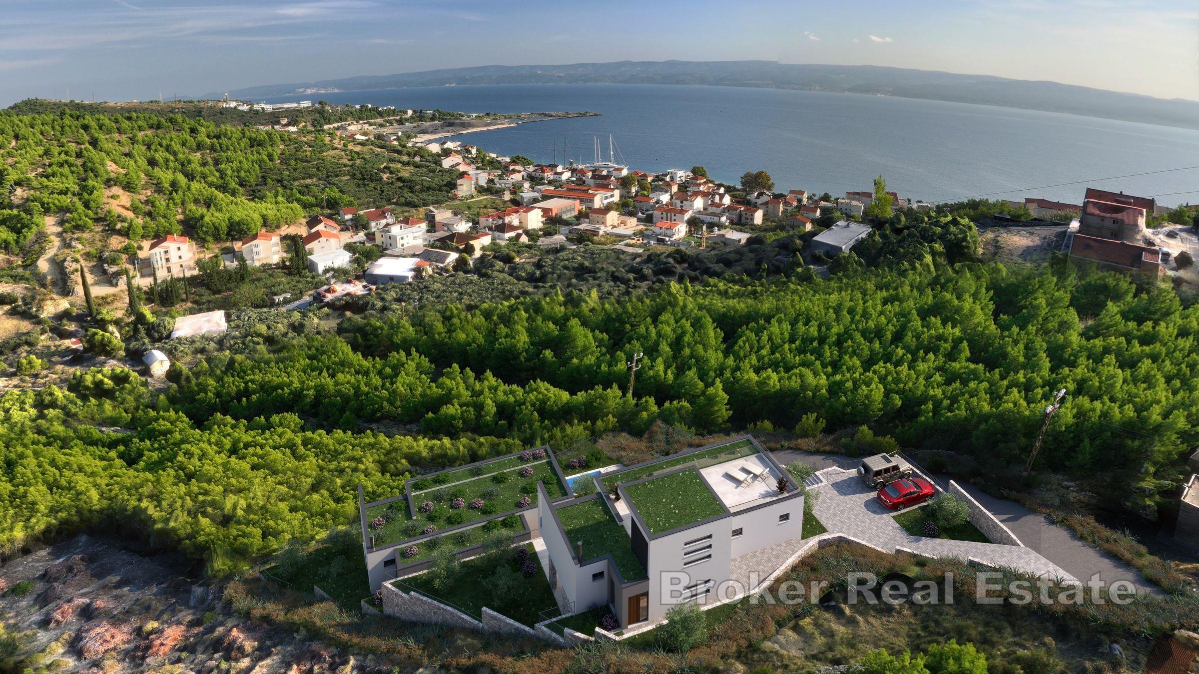 Luxusvilla mit Pool und Panoramablick auf das Meer